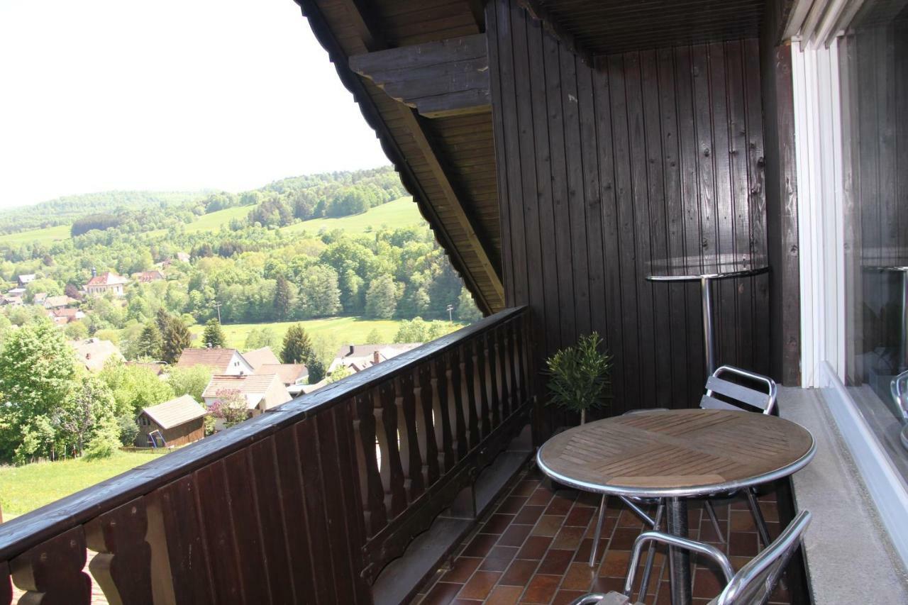 Ferienwohnung Abersfelder Mit Balkon Wildflecken Exterior photo