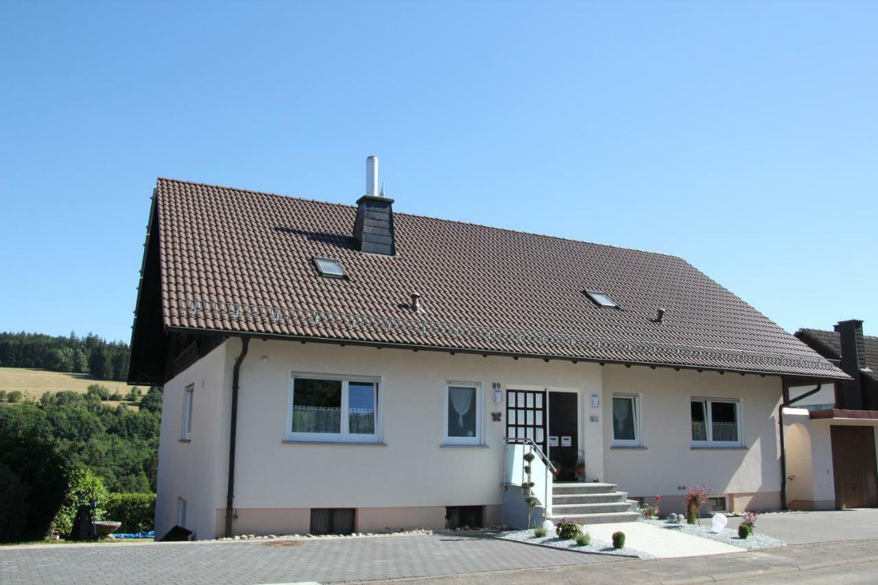 Ferienwohnung Abersfelder Mit Balkon Wildflecken Exterior photo