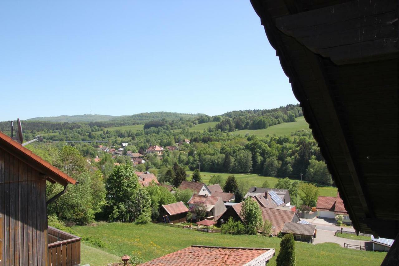 Ferienwohnung Abersfelder Mit Balkon Wildflecken Exterior photo